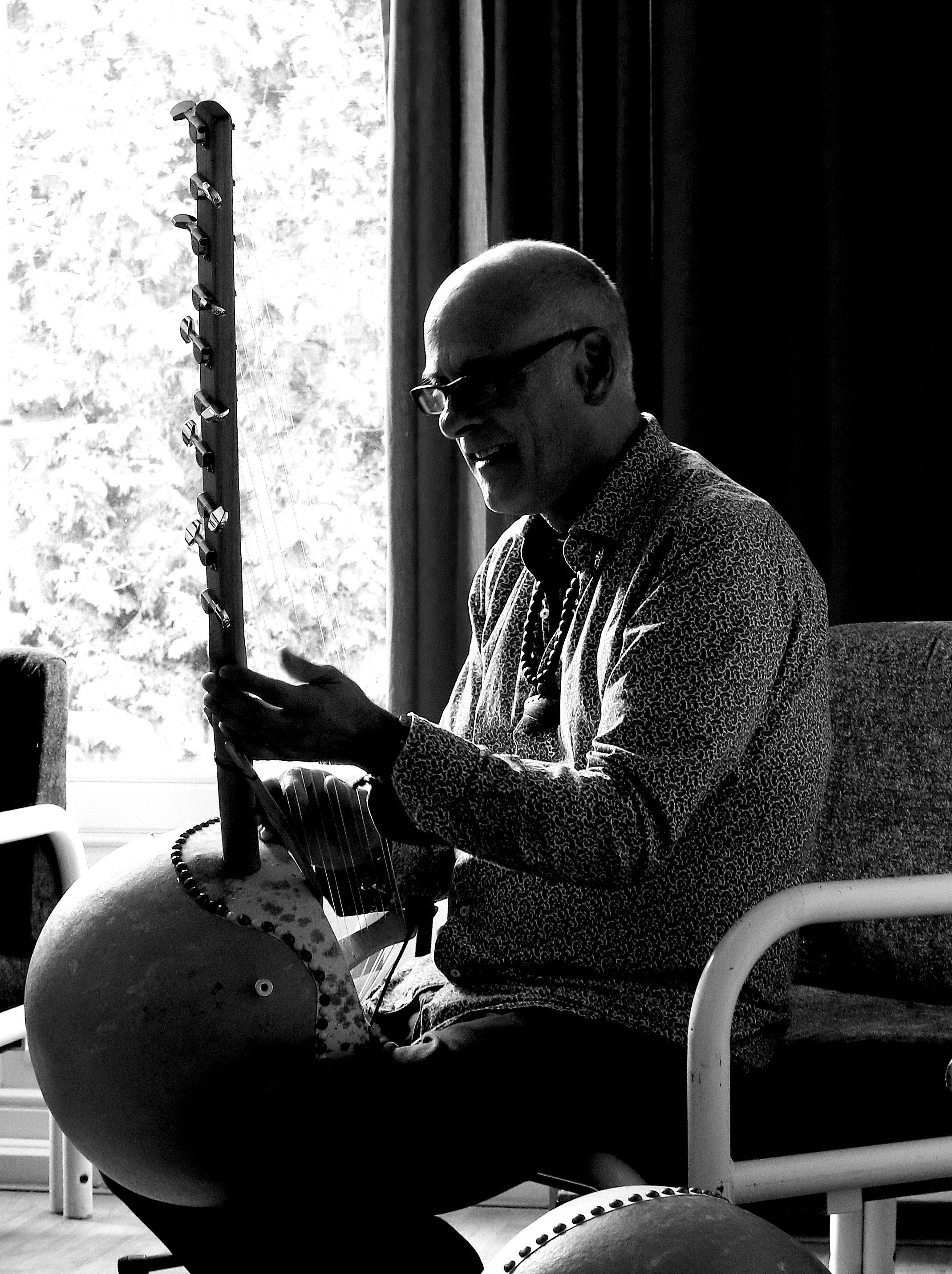 Which string instruments are played in Africa TukaTuka